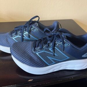 New Balance Navy and Light Blue 420 Running Shoes- NEW !!